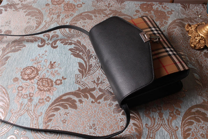 Burberry Bags - BG Bags - 1071