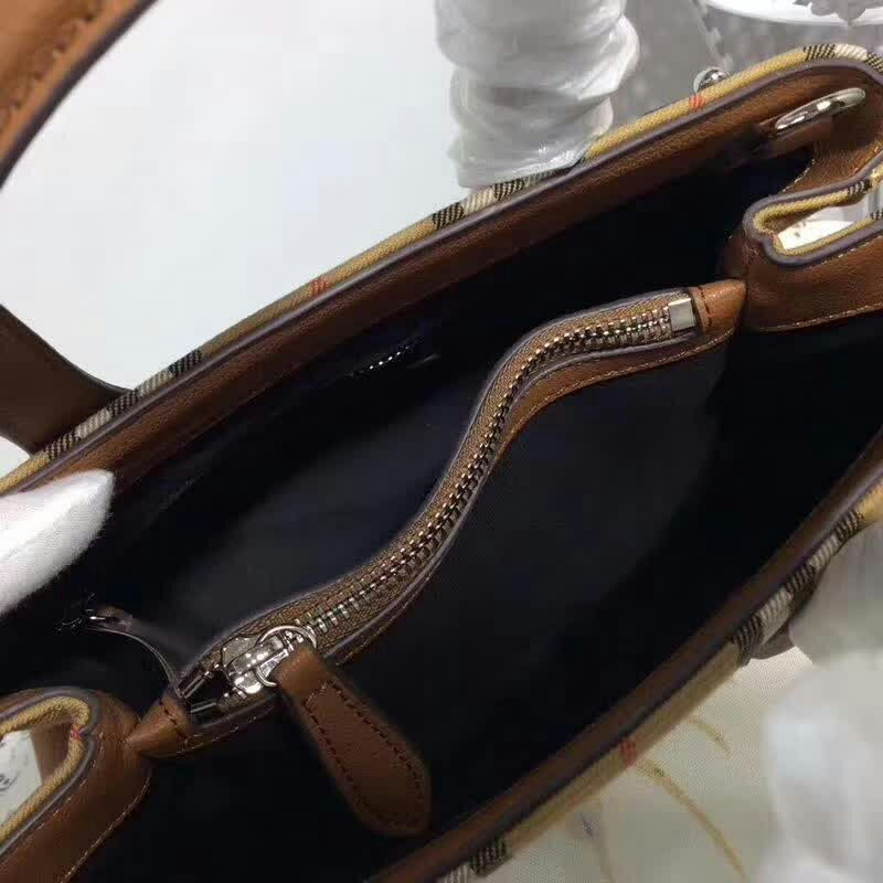 Burberry Bags - BG Bags - 1084