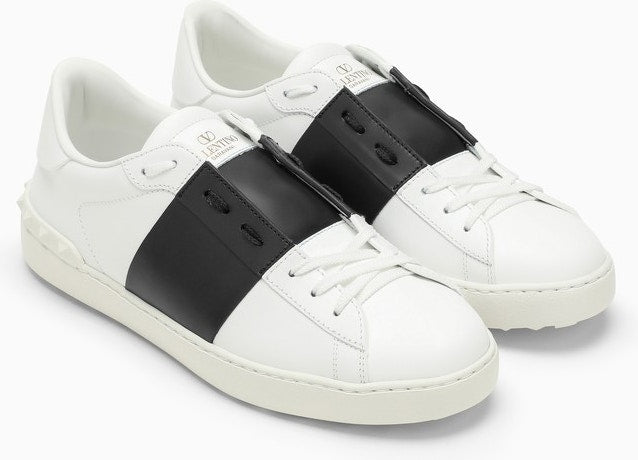 WHITE/BLACK OPEN SNEAKER