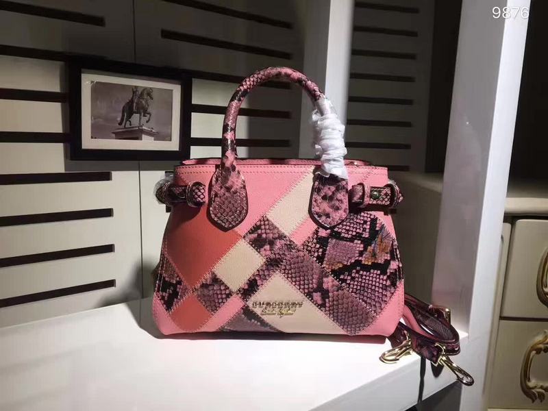 Burberry Bags - BG Bags - 1110