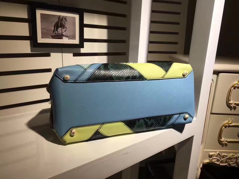 Burberry Bags - BG Bags - 1110