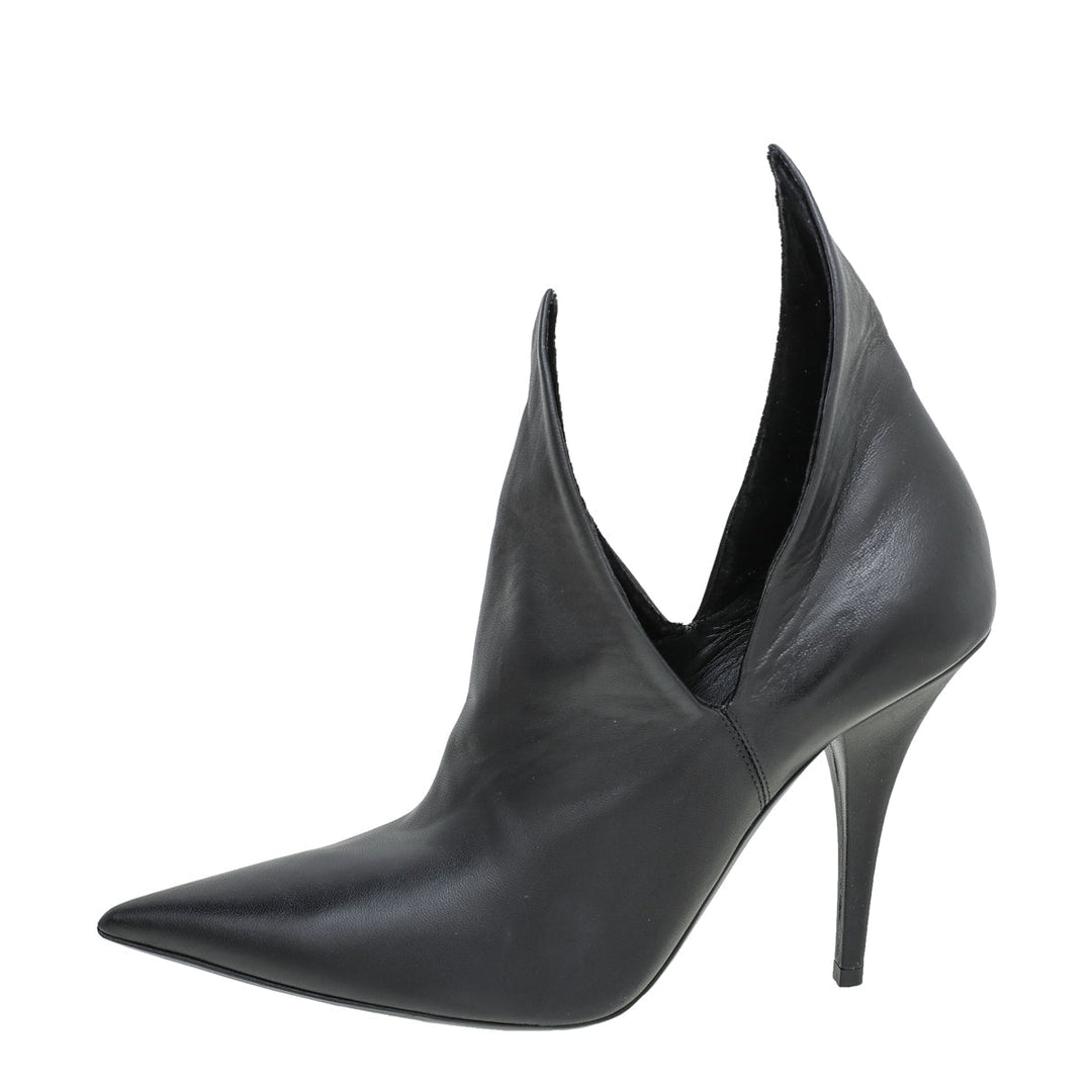 Burberry Black Essendon Pumps 37