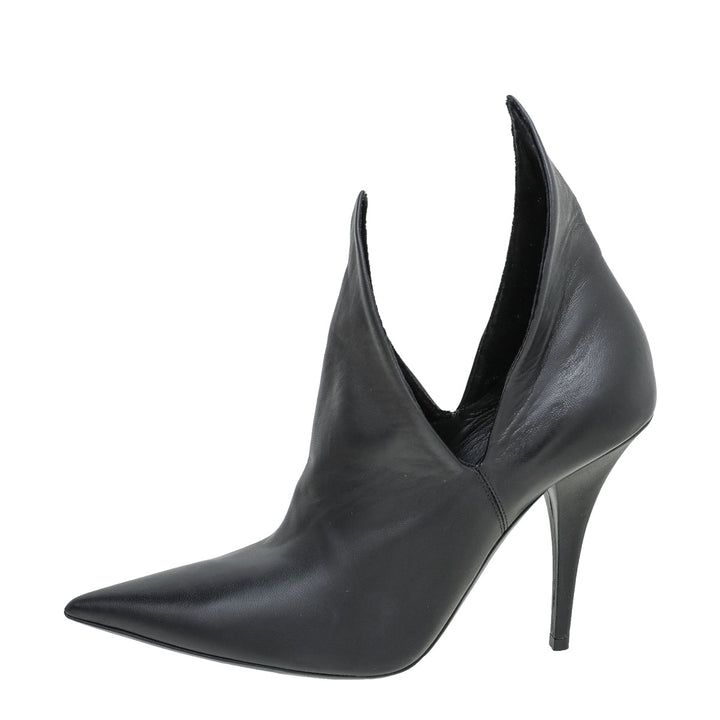Burberry Black Essendon Pumps 37