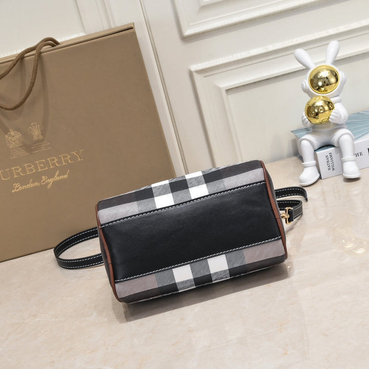 Burberry Bags - BG Bags - 185