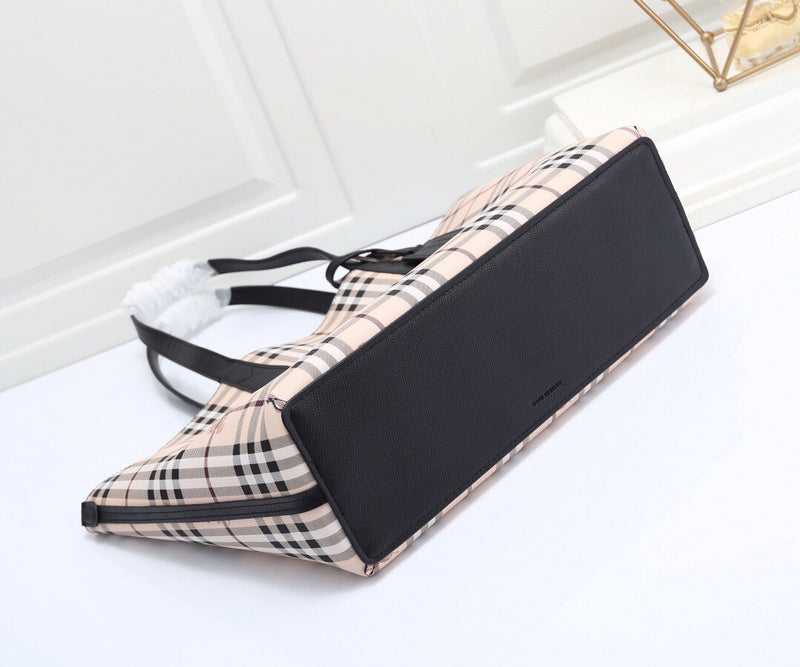 Burberry Bags - BG Bags - 831