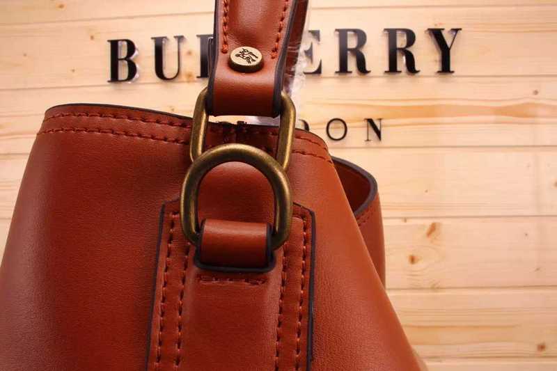 Burberry Bags - BG Bags - 1139