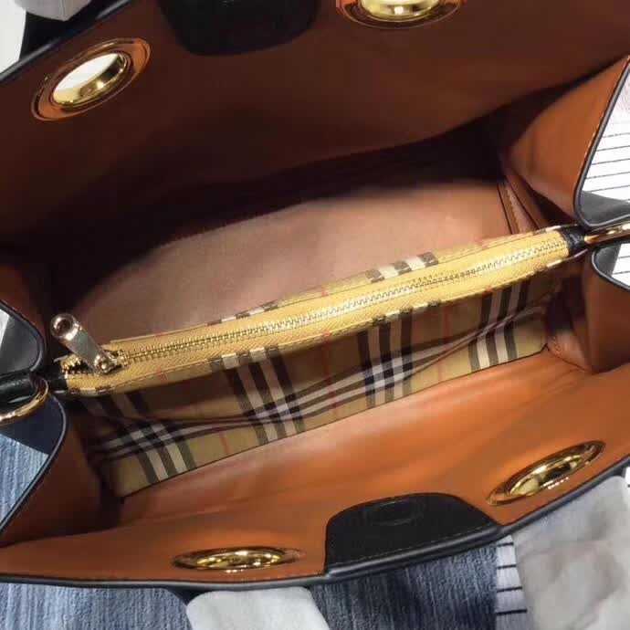 Burberry Bags - BG Bags - 1077