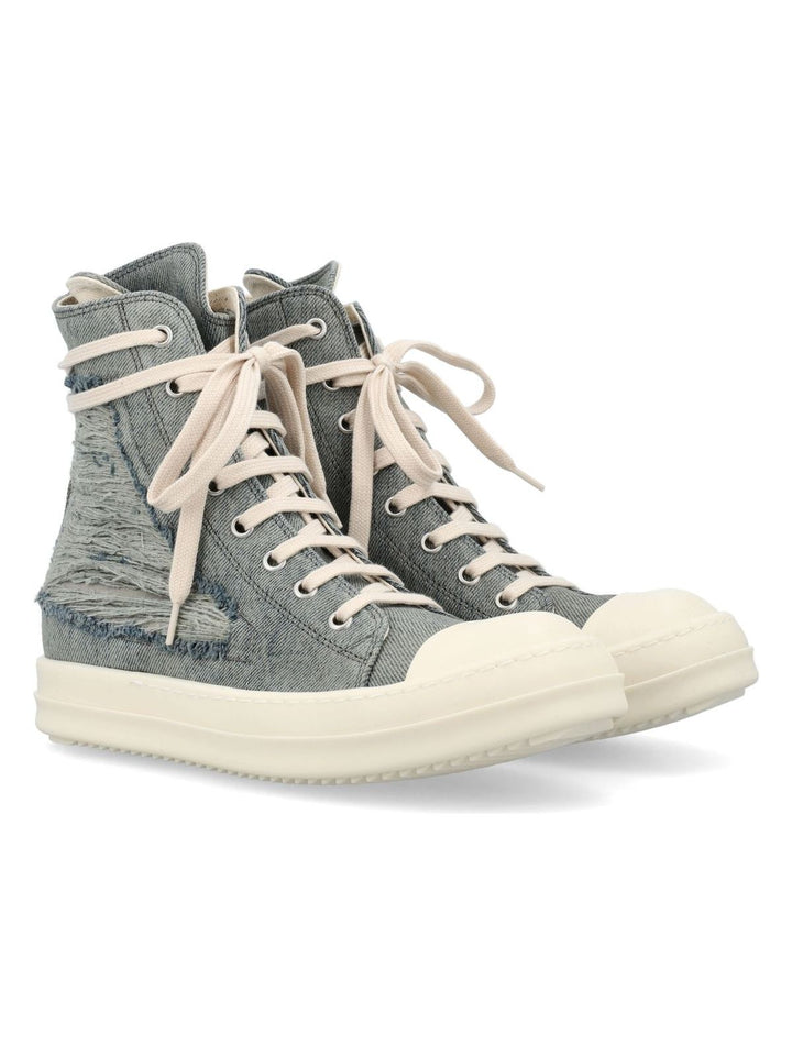 WOMAN'S SNEAKS