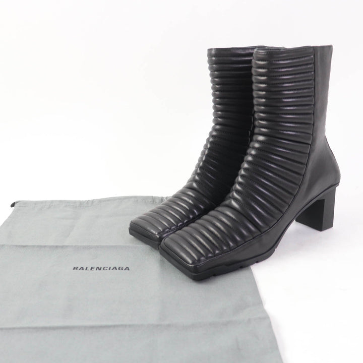 Top Quality Balenciaga Quilted Leather Ankle Boots Black 38