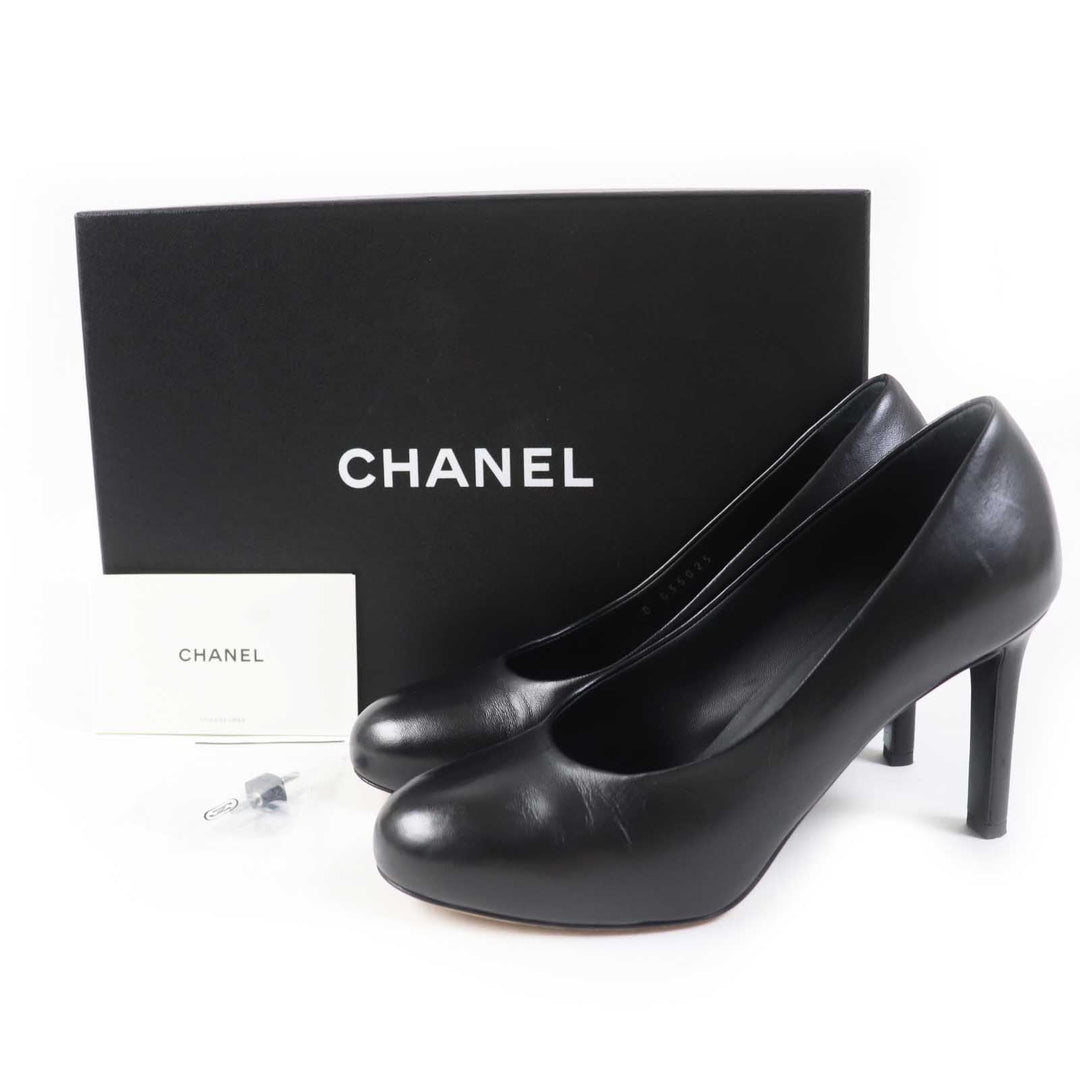 Top Quality Chanel Leather Pumps G35025 Black Gold 36