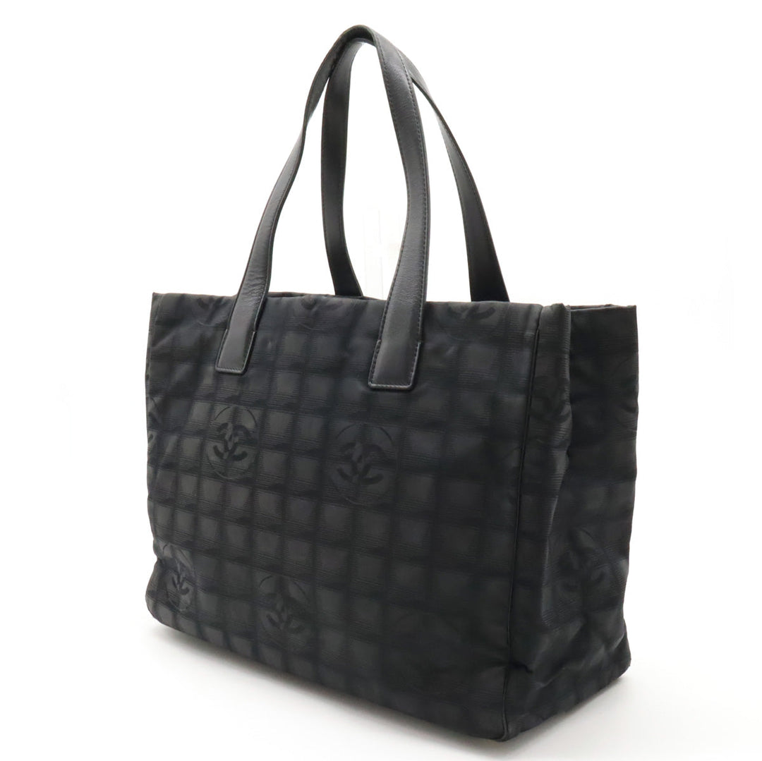 Top Quality Chanel NEW LABEL LINE  MM TORTE BAG Nylon  Black Black Gold  A15991