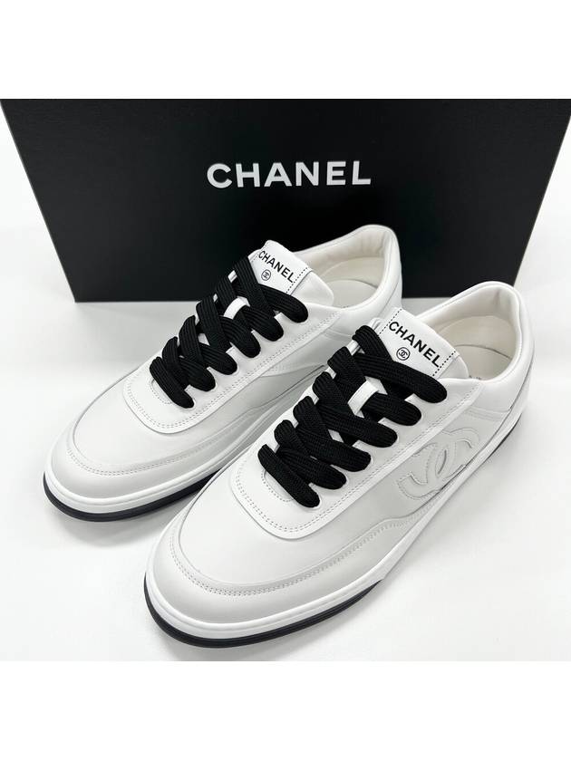 CC Logo Calfskin Low Top Sneakers White Chanel