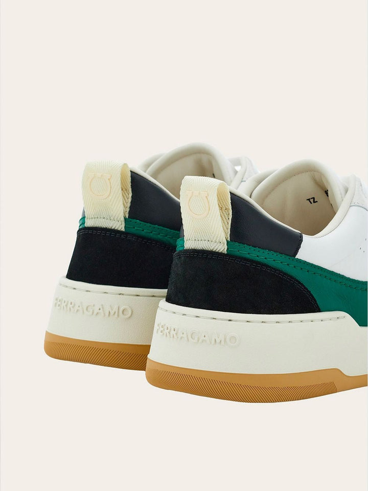 Skate Sneakers