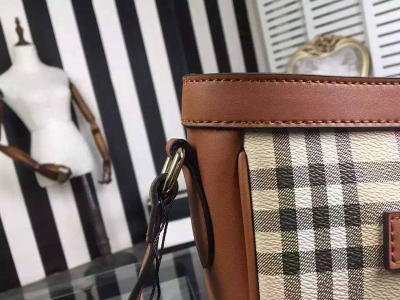 Burberry Bags - BG Bags - 1129