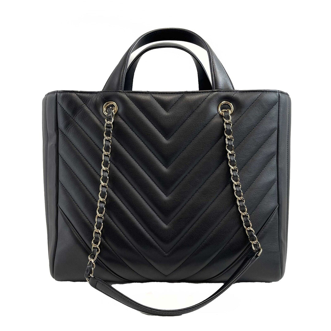 Chanel - Large Shopping Tote Black Chevron Leather CC Tote w/ Shoulder Strap