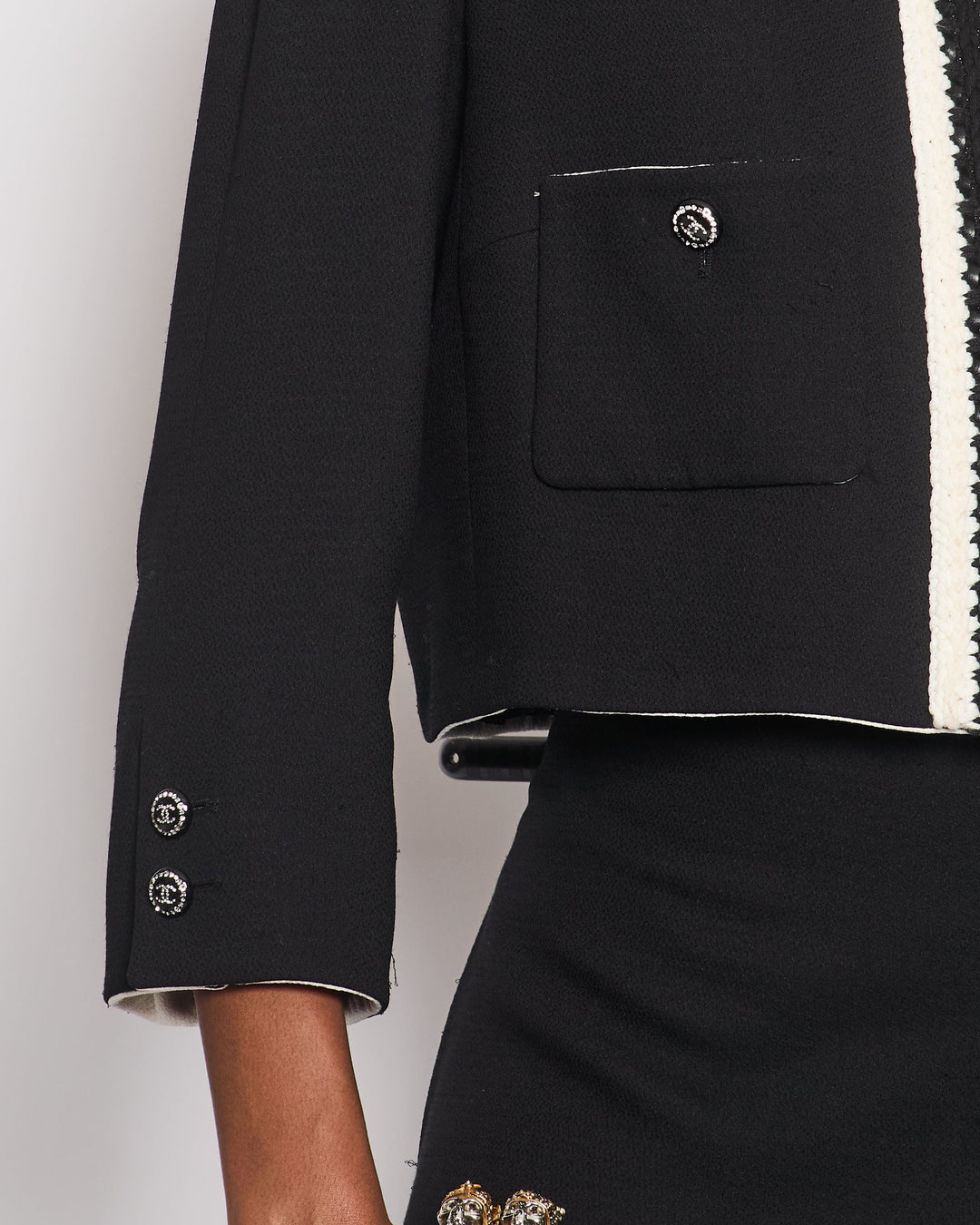 *SUPER HOT* Top Quality Chanel 22C Black, White Metallic Tweed Trim Silk Jacket and Wide-Leg Trouser Set with Crystal CC Logo Detail Size FR 42-44 (UK 14-16) Jacket RRP ¬£5,420