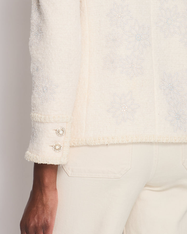 Top Quality Chanel 15A Paris-Salzburg Cream Tweed Jacket with Sequin Embellished Edelweiss and Pearl Buttons Size FR 36 (UK 8)