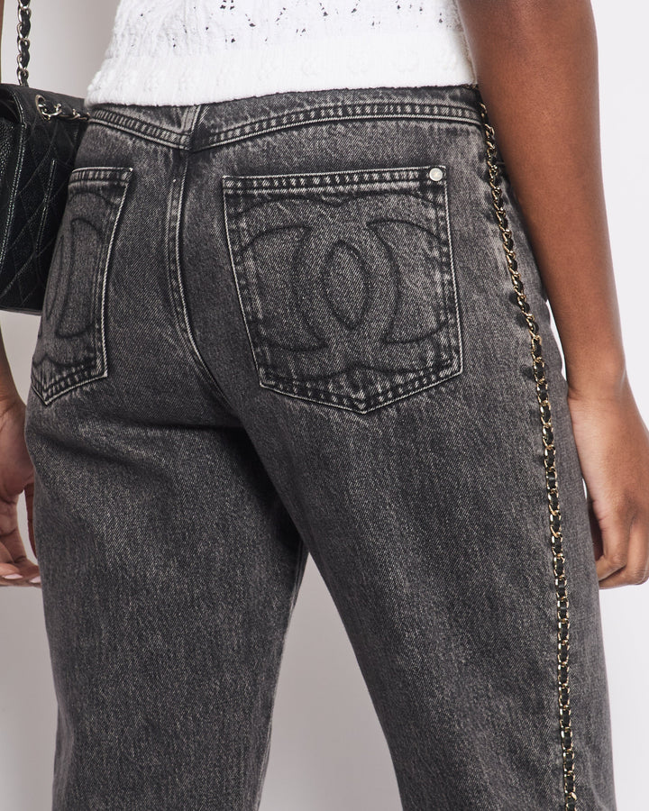 *HOT* Top Quality Chanel 23N Coco Neige Washed Black Printed Straight Leg Jeans with Gold Chain Trim & CC Pocket Details Size FR 36 (UK 8) RRP ¬£3,250