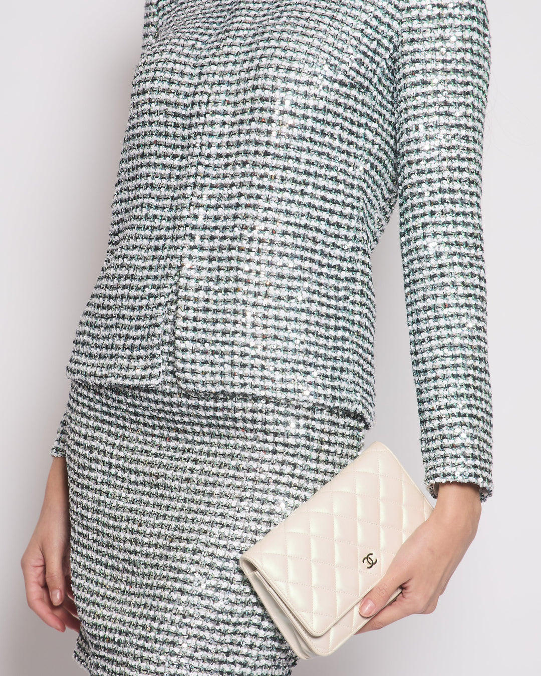 *HOT* Top Quality Chanel 23P Black, White & Metallic Green Sequin Jacket and Skirt Set with CC Button Details Size FR 34/36 (UK 6/8) RRP Jacket ¬£6,500, RRP Skirt ¬£3,800