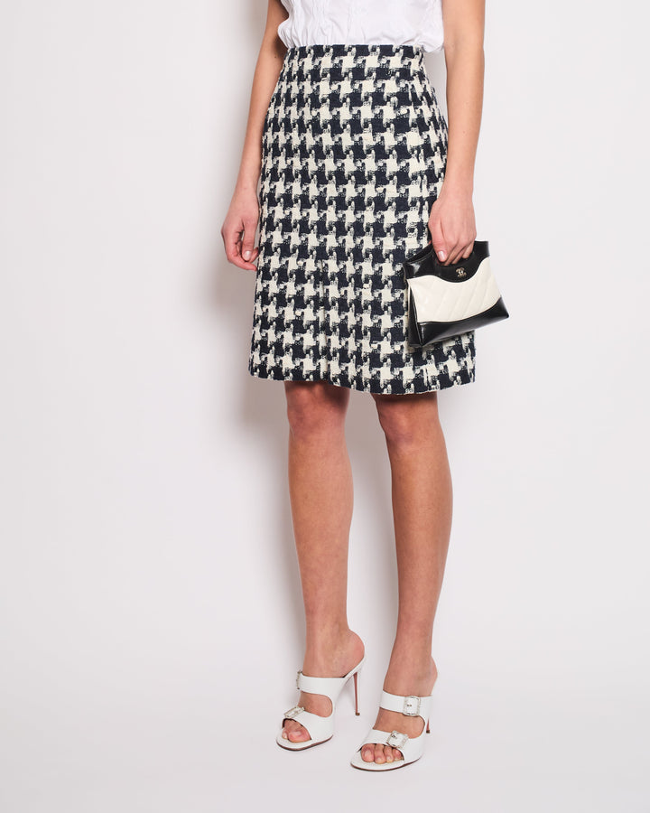 Top Quality Chanel 07/P Black, Navy and White Houndstooth Midi Skirt FR 38 (UK 10)