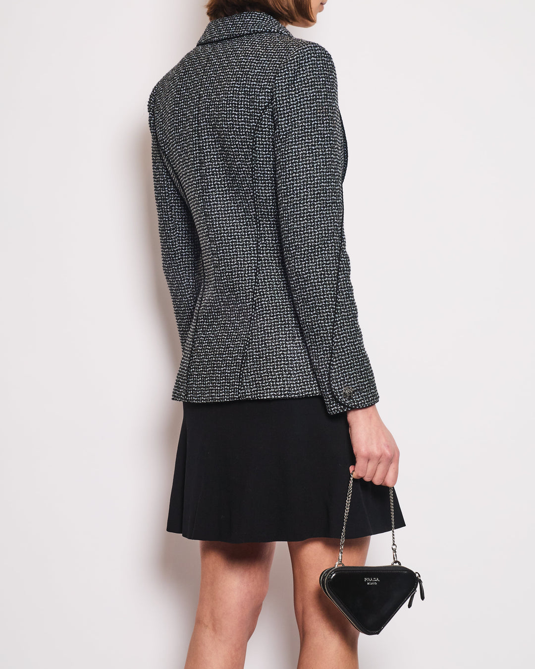 Top Quality Chanel Black & Grey Metallic Tweed Curved Hem Jacket with Ruthenium CC Button Detail FR 36 (UK 8)