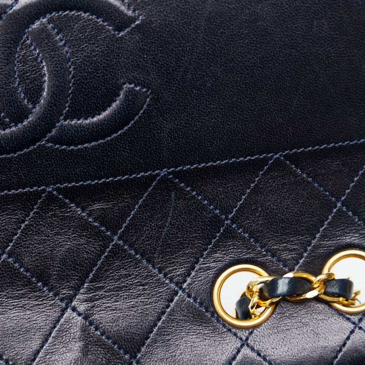 Top Quality Chanel Vintage Matrasse Chain Shoulder Bag Navy White Lambskin