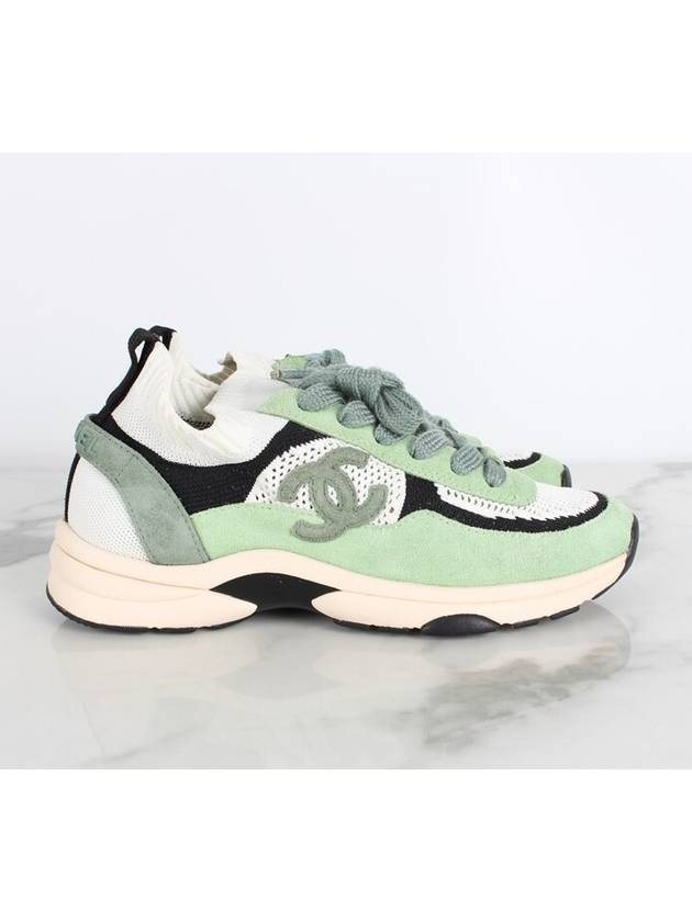 cc logo knit sneakers 37 240 Chanel