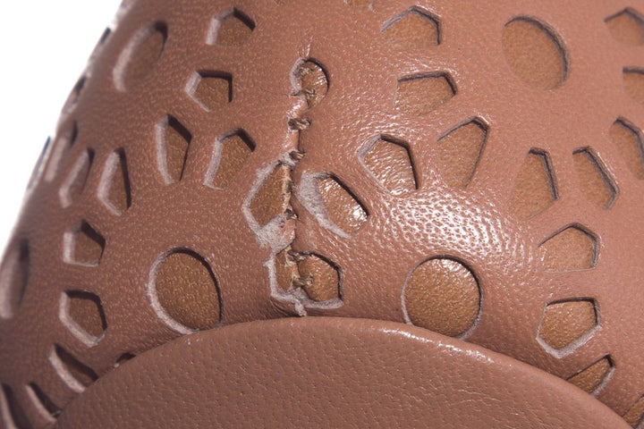 Alaïa Mauve Lace Cut-Out Round-Toe Pumps SZ 40.5