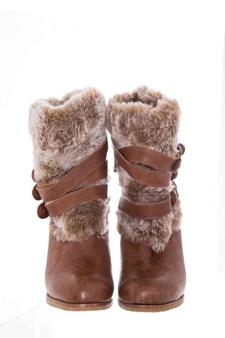 Stuart Weitzman Leather Camel & Faux Fur Boots SZ 6