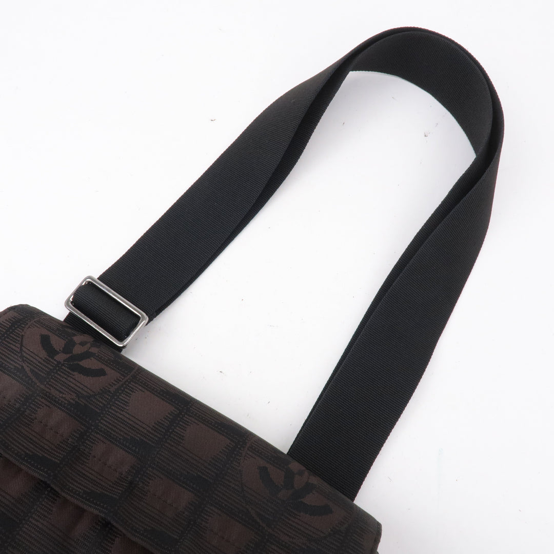 Top Quality Chanel New Travel Line Nylon Jacquard Leather Shoulder Bag A29347