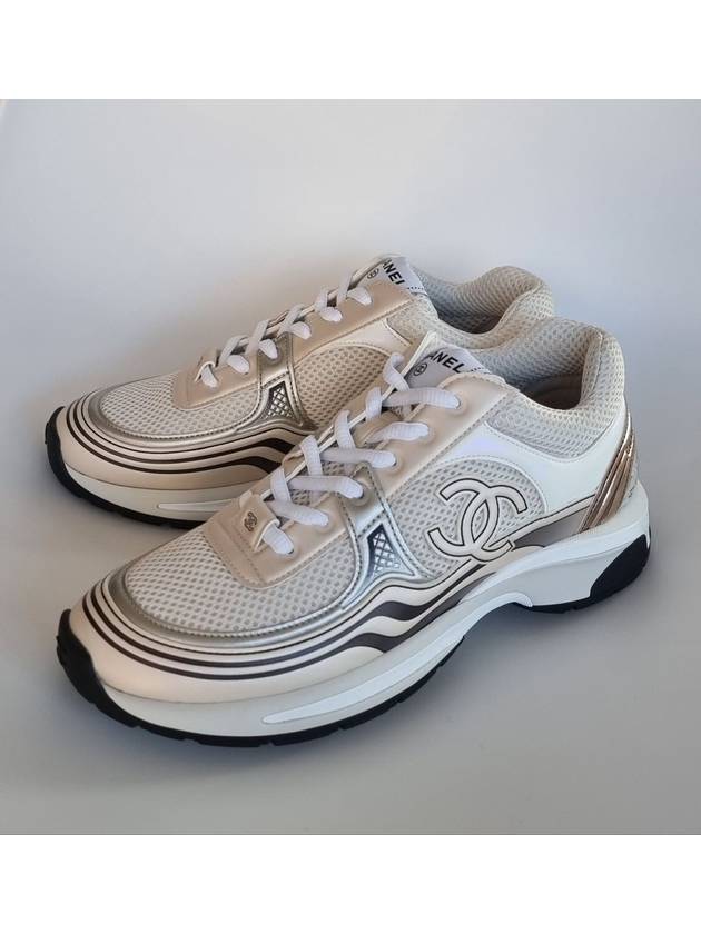 Women CC Logo Fabric Laminated Low Top Sneakers Silver Ivory Chanel