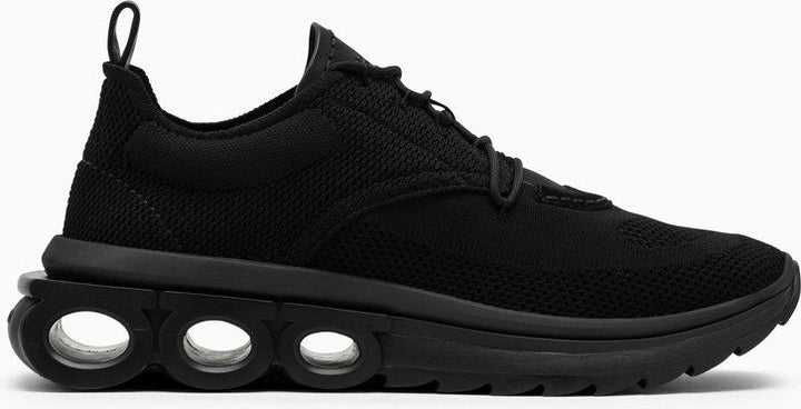 RUNNING BLACK TRAINER