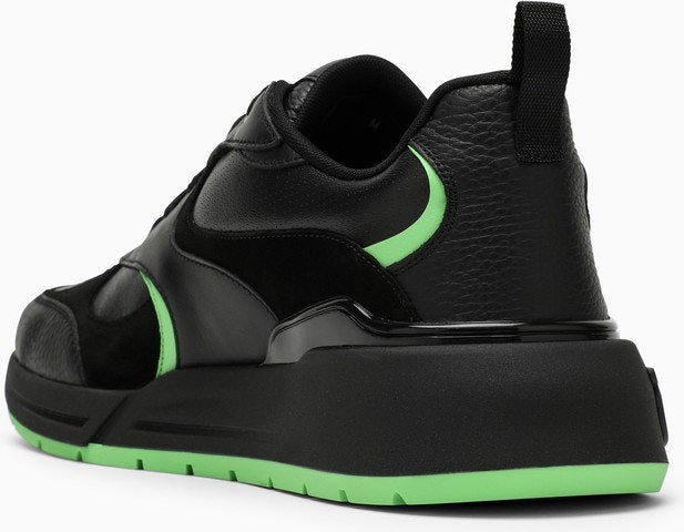 LOW BLACK/NEON GREEN TRAINER