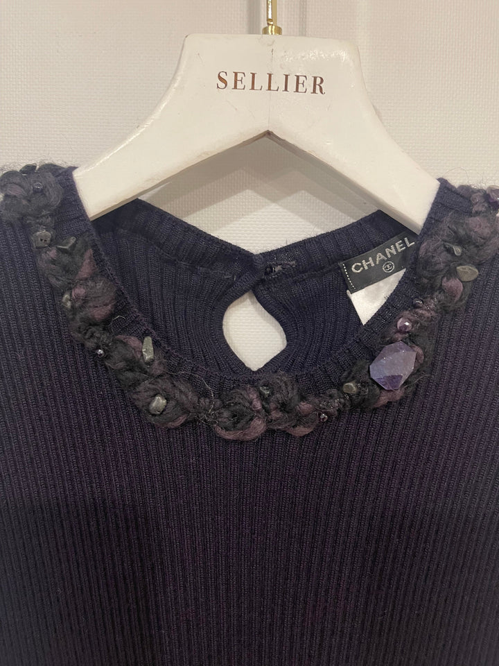 Top Quality Chanel Purple Cashmere Silk Blend Sleeveless Top with Stone-Embellished Collar Size FR 40 (UK 12)