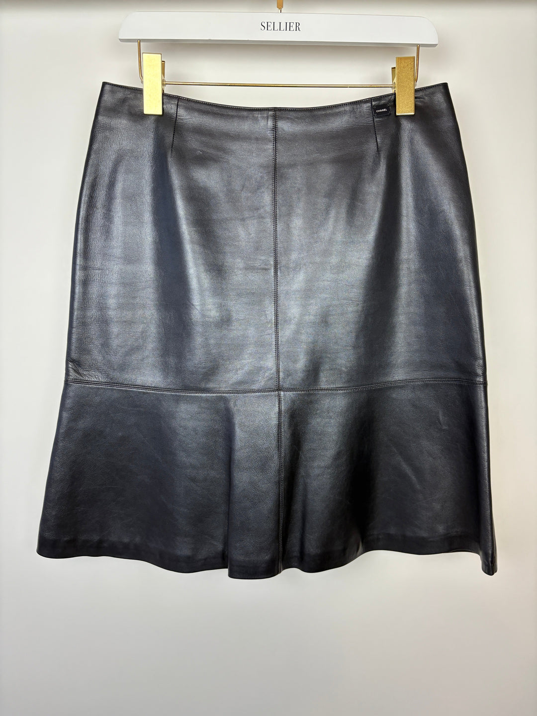 Top Quality Chanel Navy Lambskin Leather Skirt with Small Top Quality Chanel Plaque Detail Size FR 40 (UK 12)