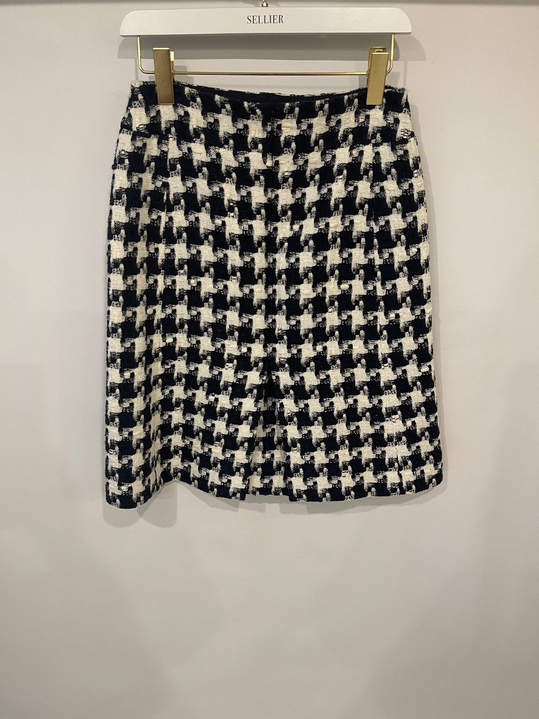 Top Quality Chanel 07/P Black, Navy and White Houndstooth Midi Skirt FR 38 (UK 10)