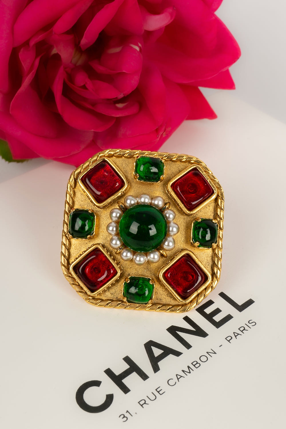 Broche Top Quality Chanel 1990s