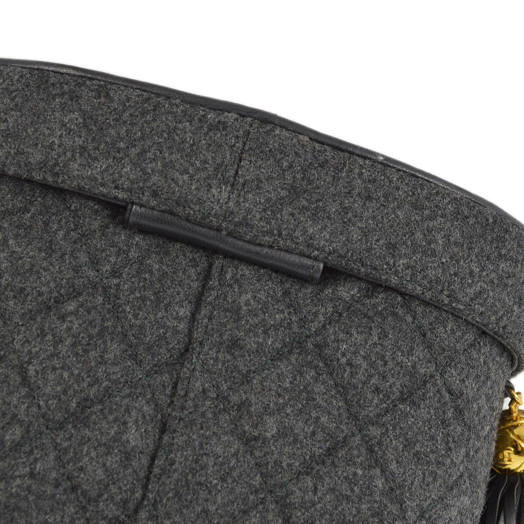 Top Quality Chanel 1991-1994 Gray Felt Shoulder Bag