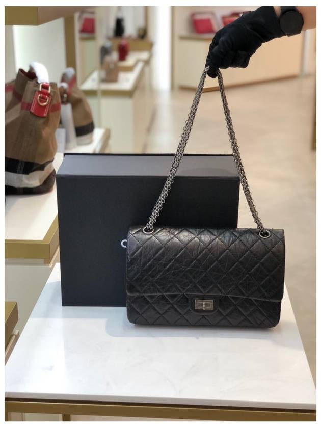 255 Chain Vintage Calfskin Ruthenium  Large Flap Shoulder Bag Black Chanel