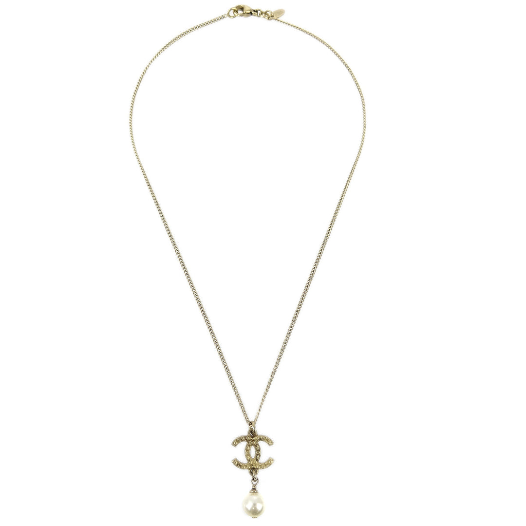 Top Quality Chanel CC Chain Pendant Necklace Gold