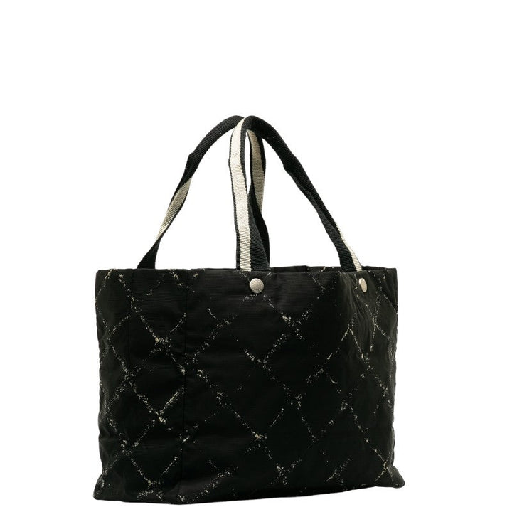 Top Quality Chanel Old Travel Line Tooth Tooth Bag Shoulder Bag Black Nylon Lady Chanel