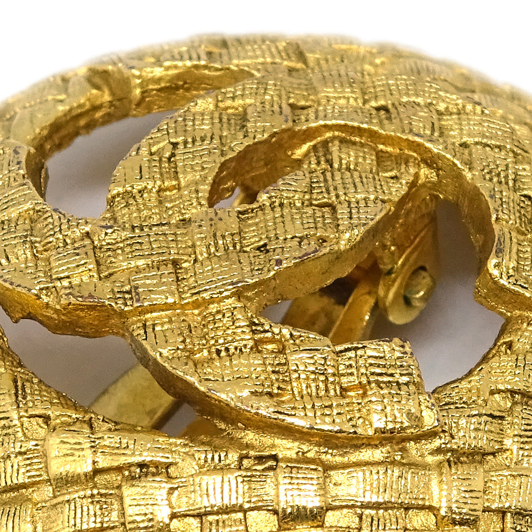 Top Quality Chanel 1994 Woven CC Cutout Earrings Gold Clip-On