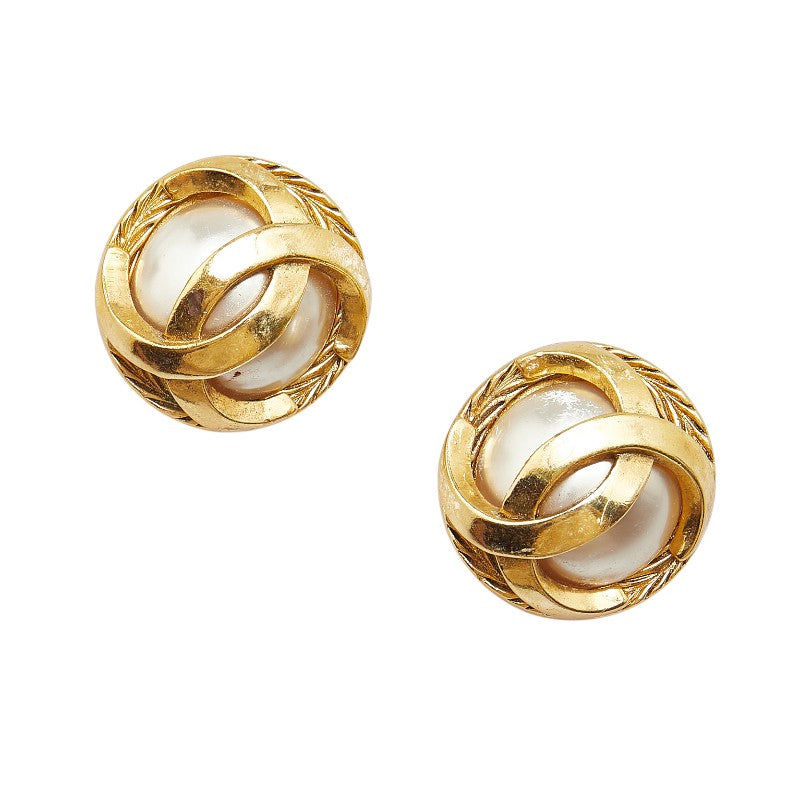 Top Quality Chanel Vintage Pearl Earrings Gold Plated