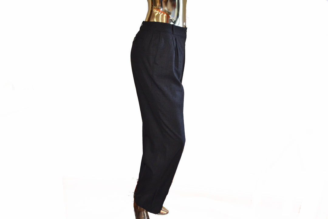 Top Quality Chanel Grey Wool Pants Size 2A