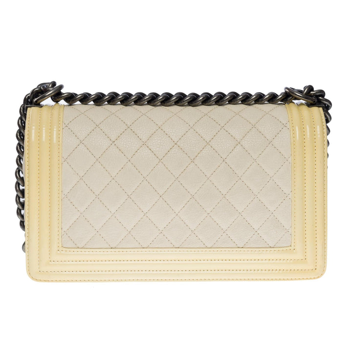 Chanel Boy medium shoulder bag in beige caviar & Yellow patent leather, SHW