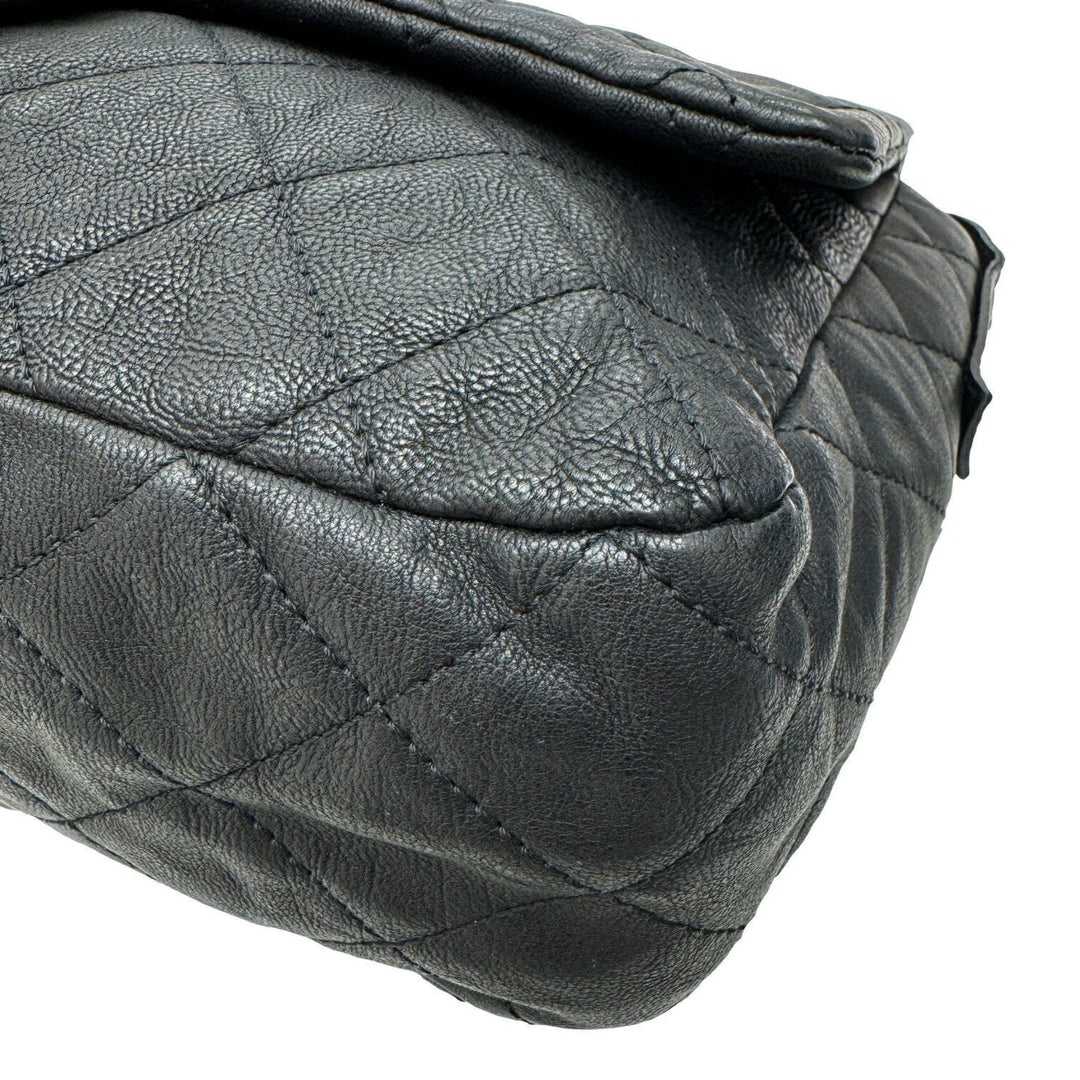 Chanel 2,55 Shoulder Bag