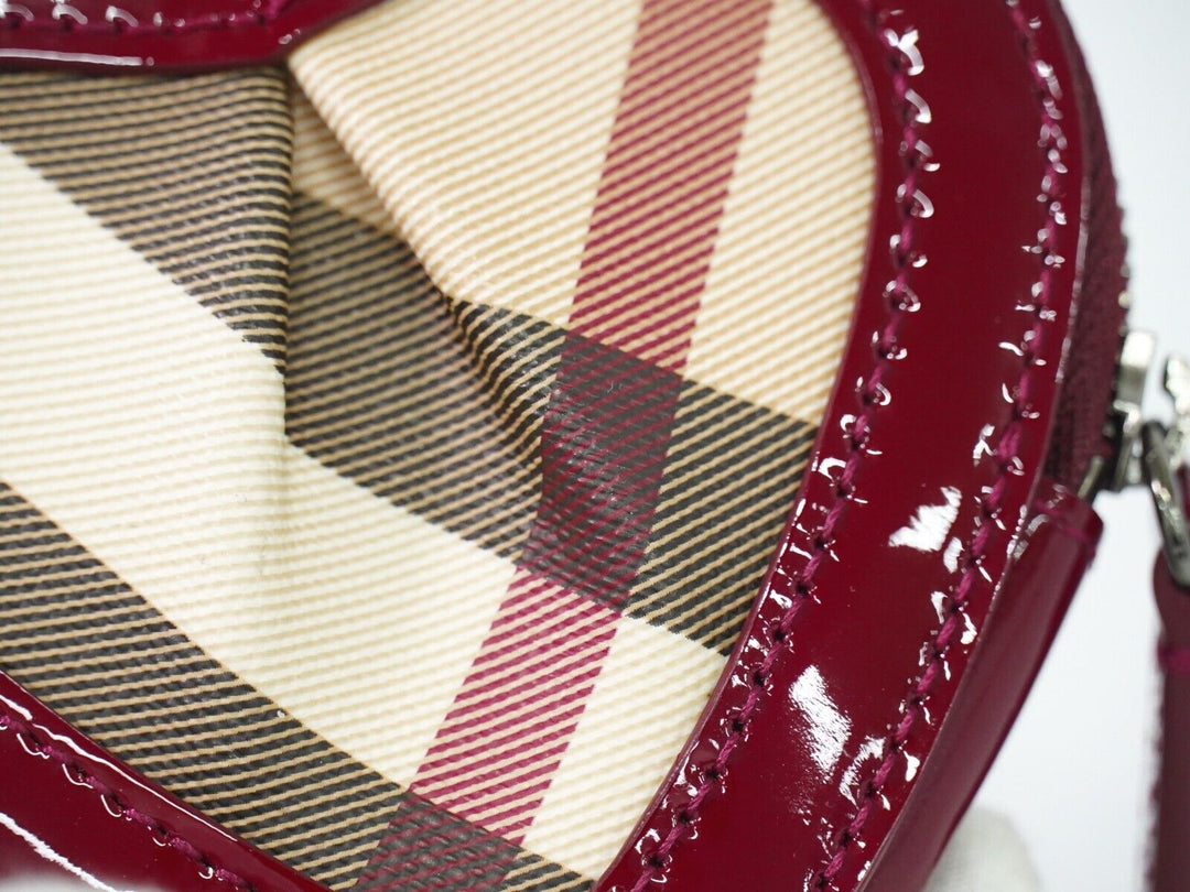 BURBERRY Heart Wallet
