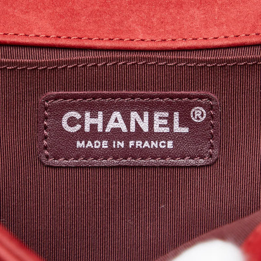Chanel Boy Shopper