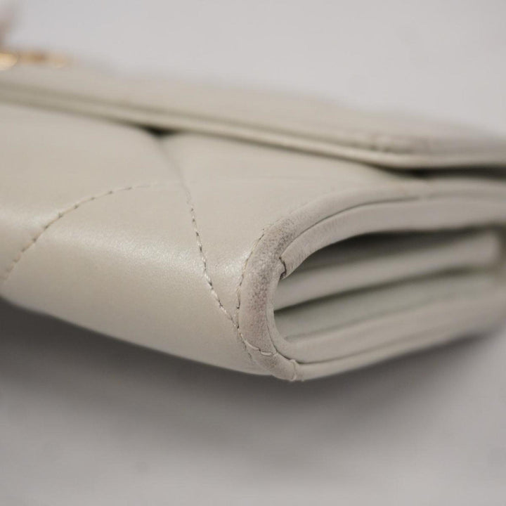 Chanel  19 Wallet