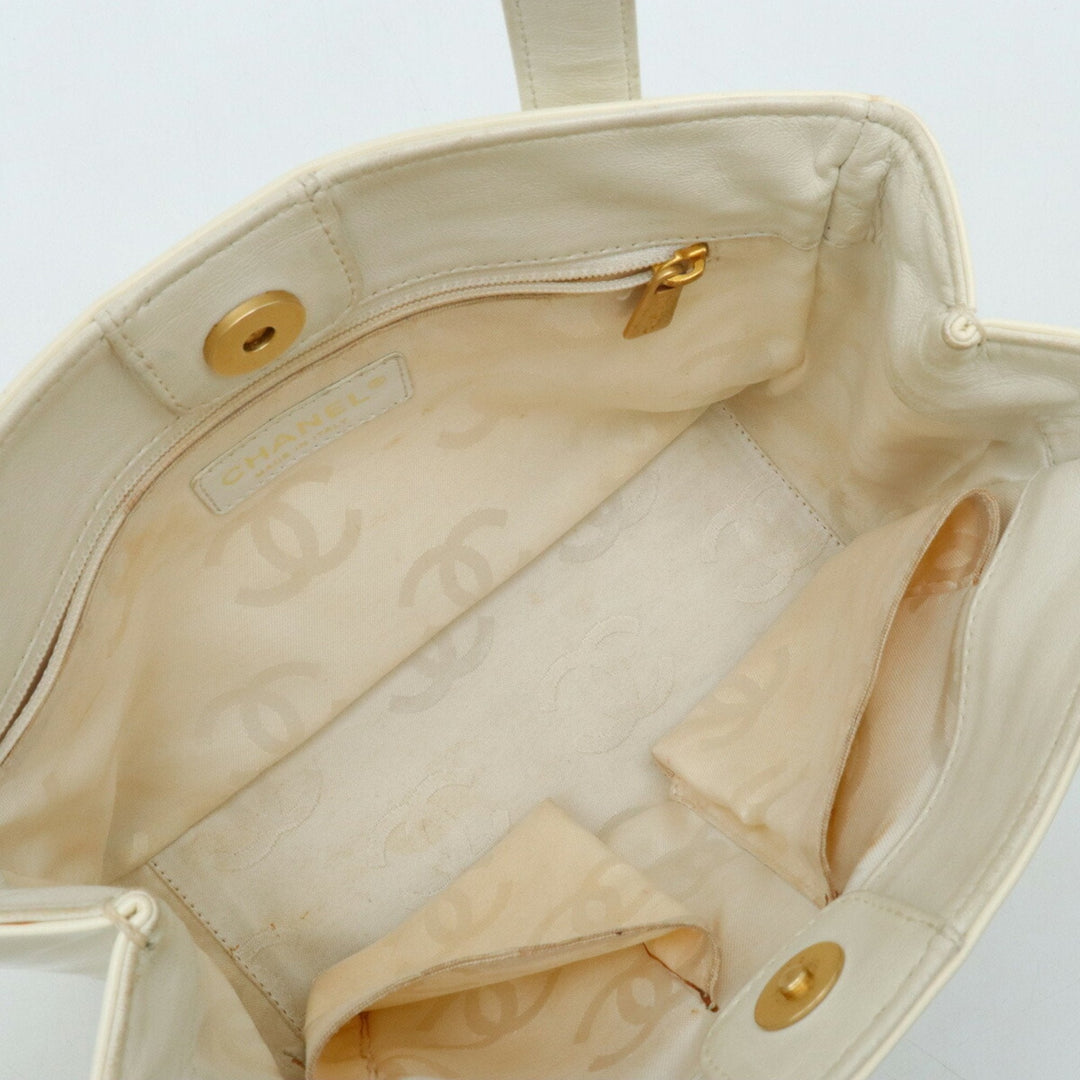 Chanel Triple coco Handbag